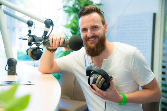 Radiosprecher Ausbildung mit Staats Diplom